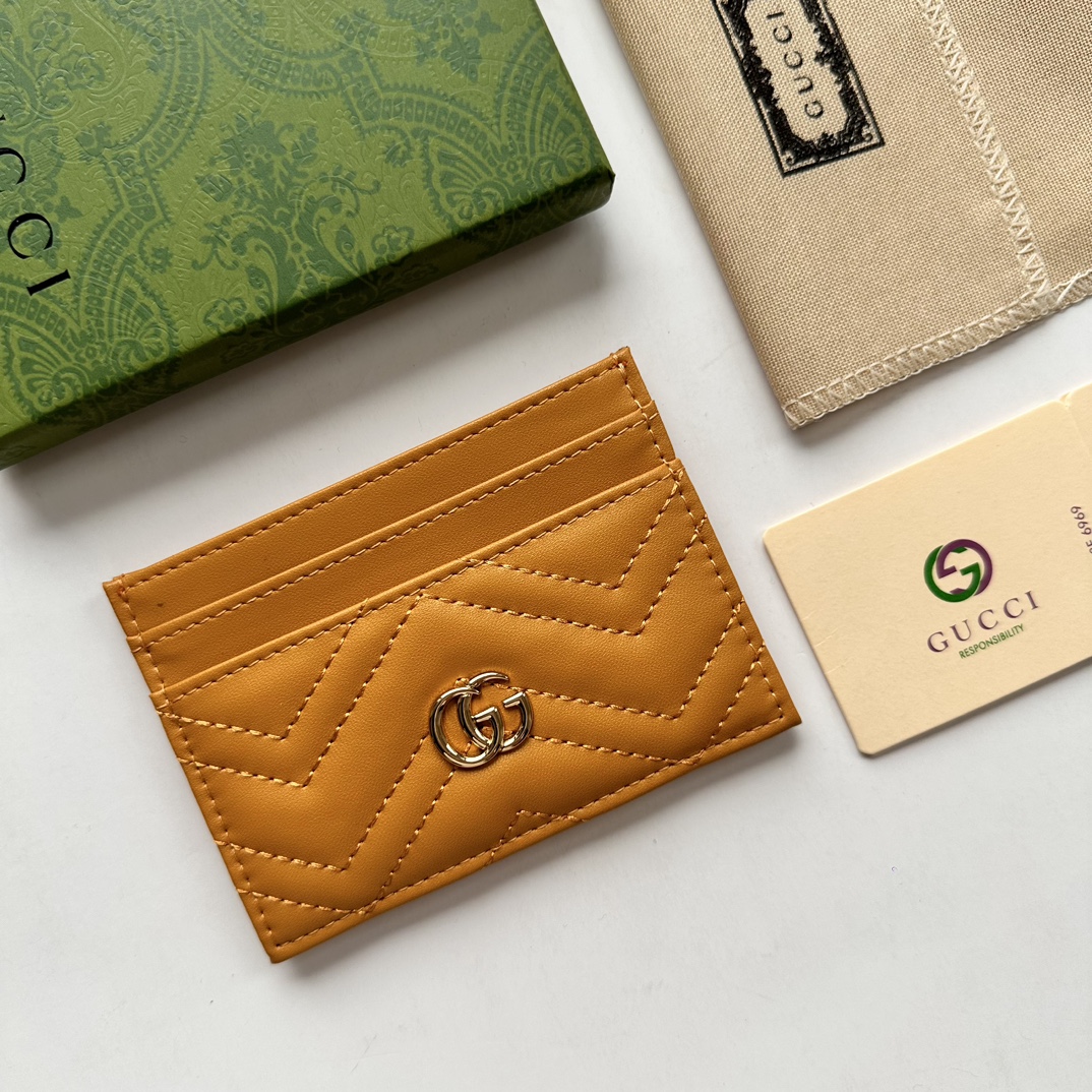 Gucci GG Marmont card case yellow leather-wallet