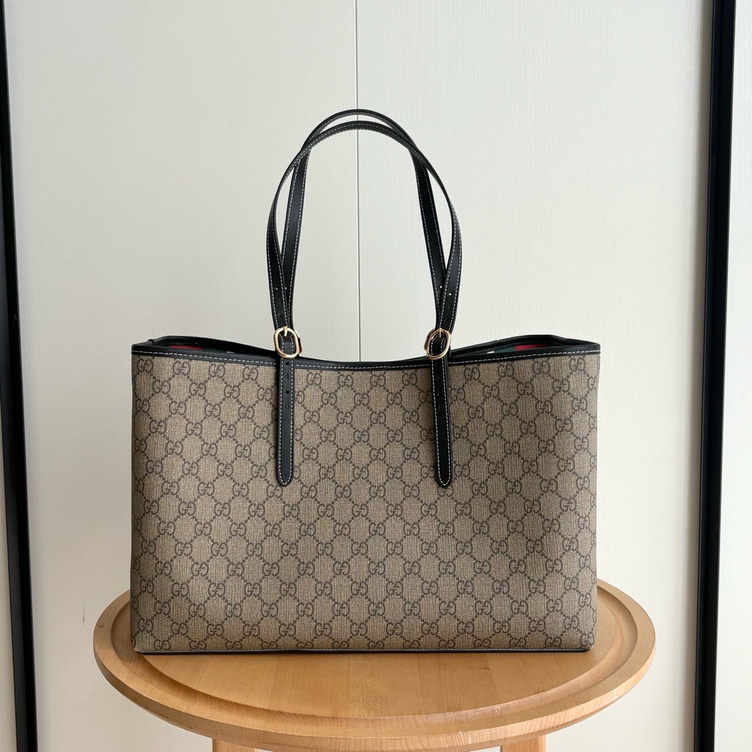 Gucci GG Emblem Large black tote bag