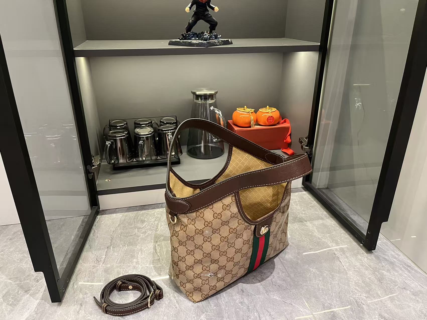 Gucci Giglio Small tote bag varnished GG fabric - Bag