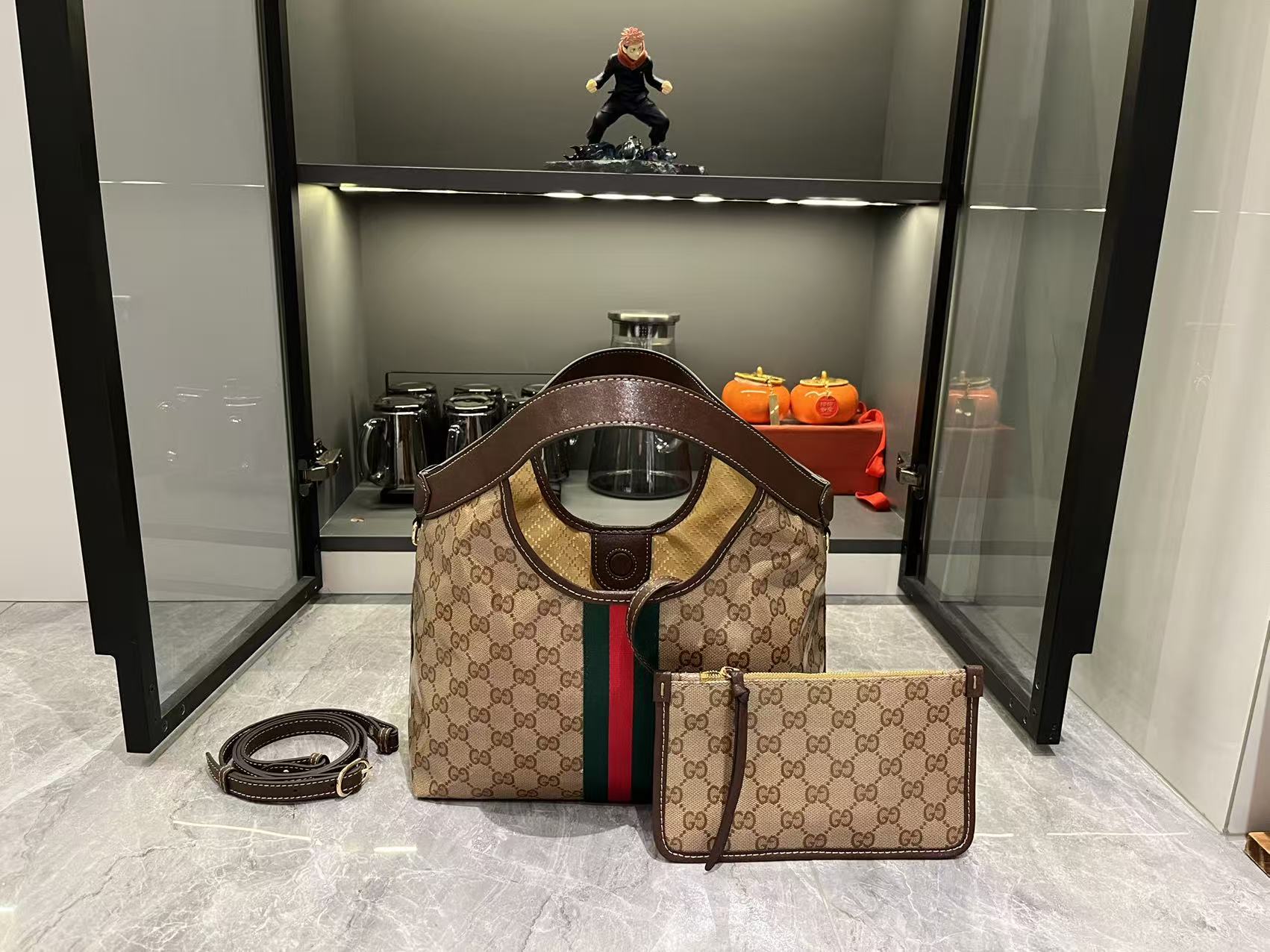 Gucci Giglio Small tote bag varnished GG fabric - Bag