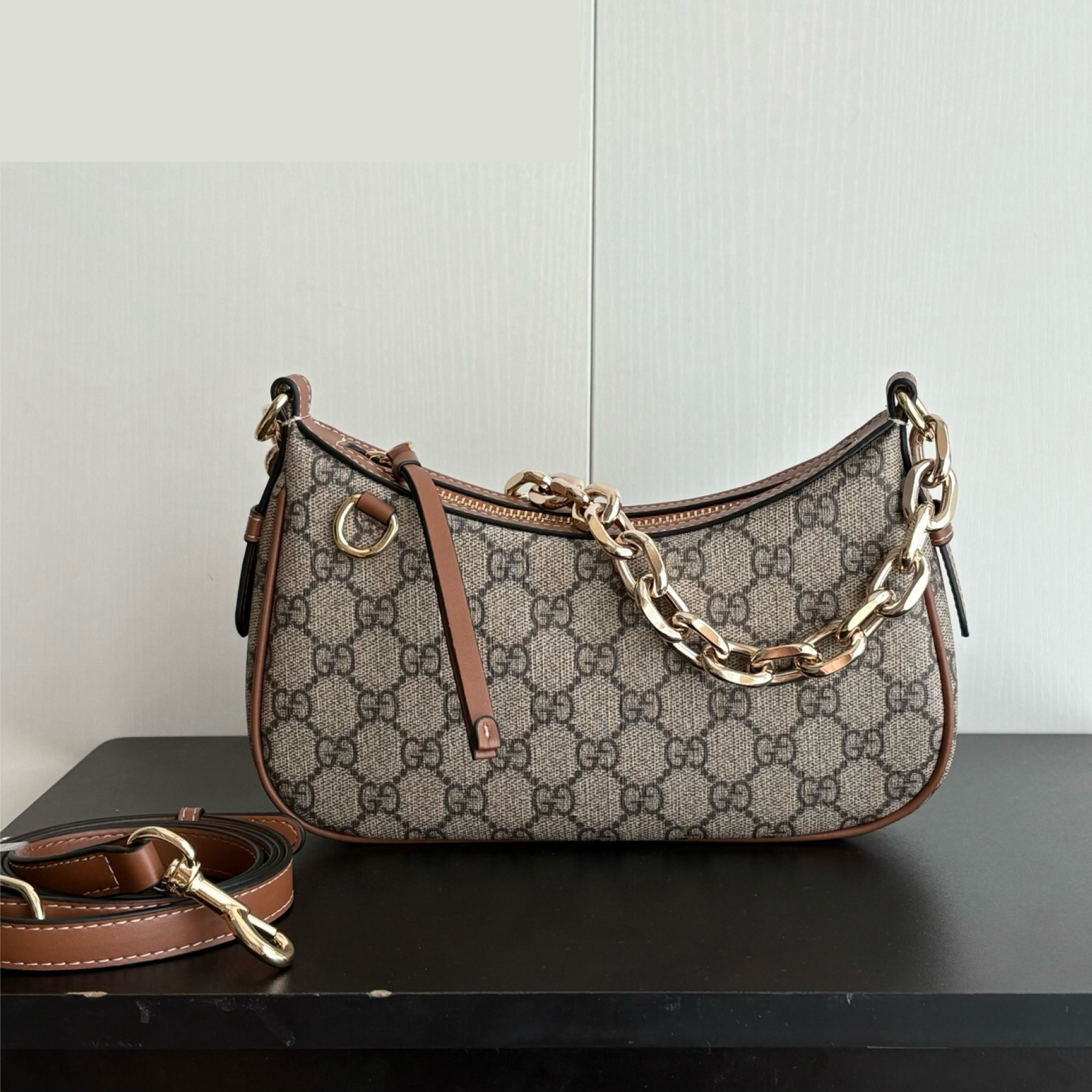 Gucci GG Emblem small shoulder bag- Beige