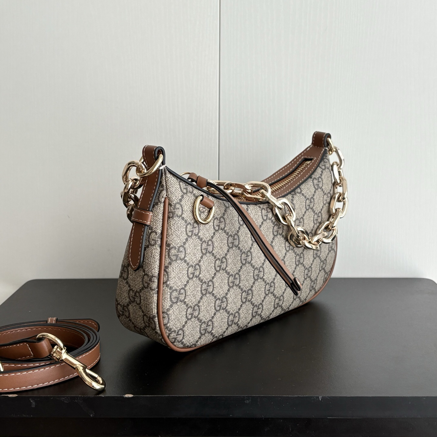 Gucci GG Emblem small shoulder bag- Beige