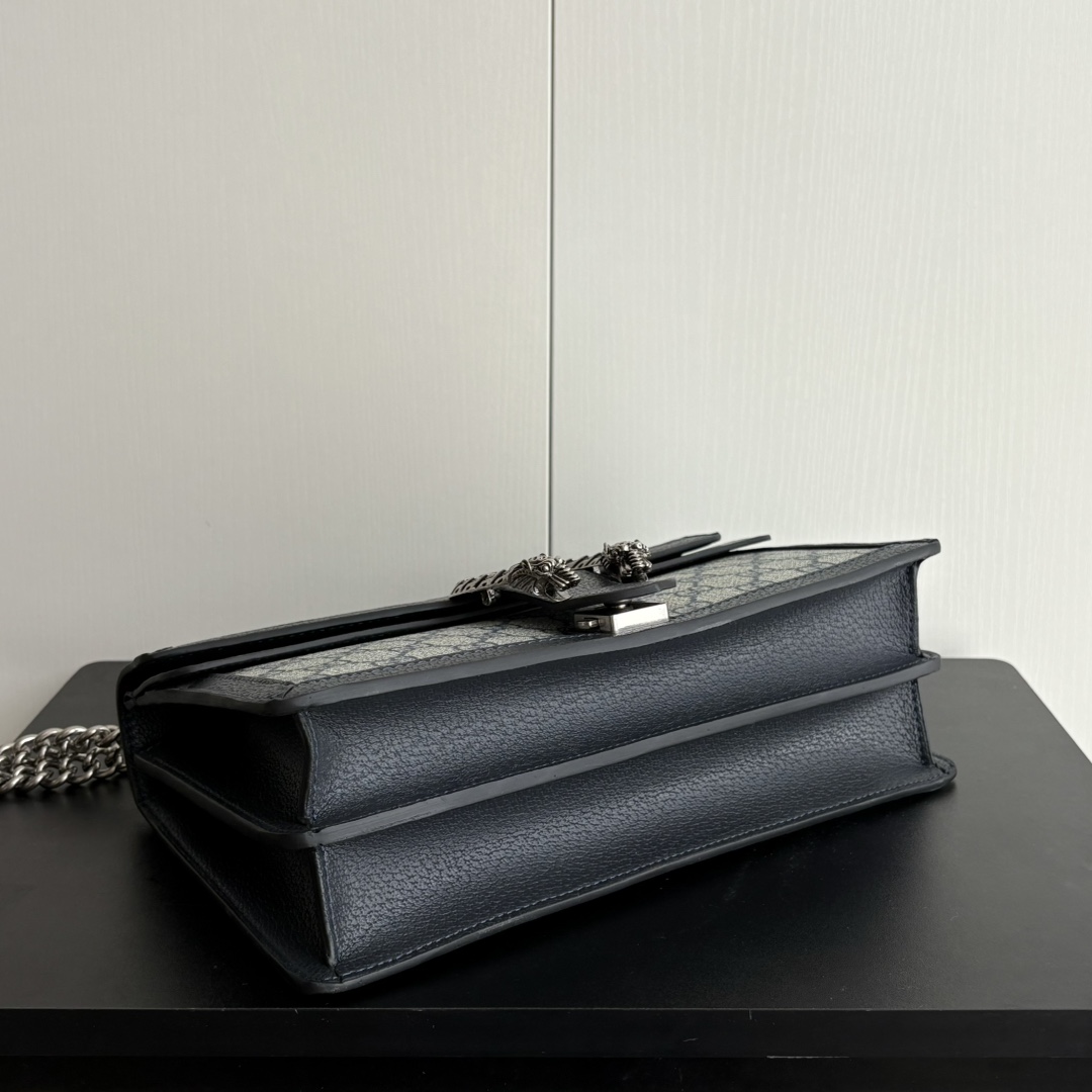Gucci Dionysus Bag Medium GG Supreme - blue and beige