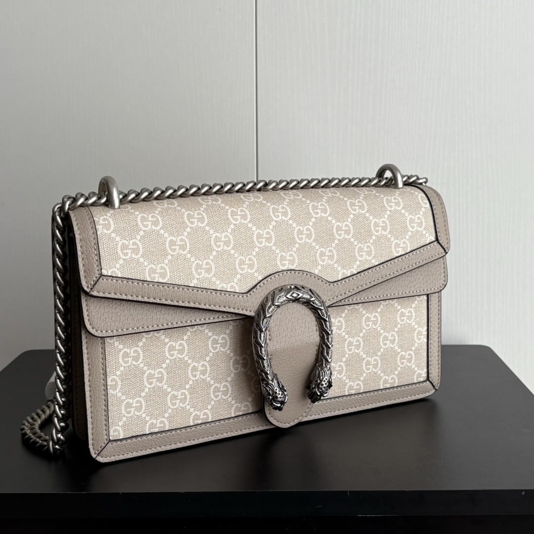 Gucci Dionysus Medium GG-Jacquard Shoulderbag - Beige and white