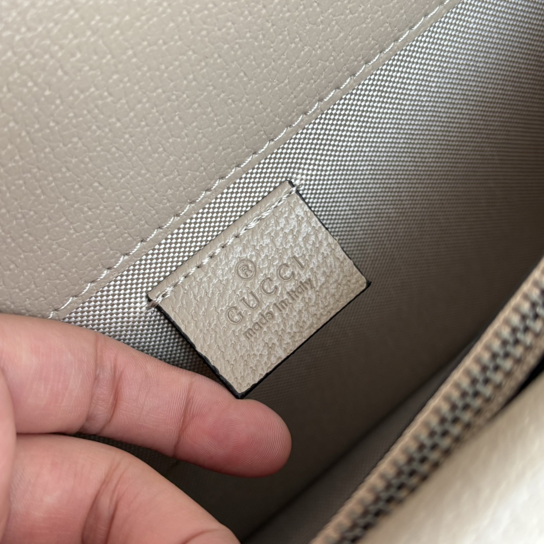 Gucci Dionysus Medium GG-Jacquard Shoulderbag - Beige and white