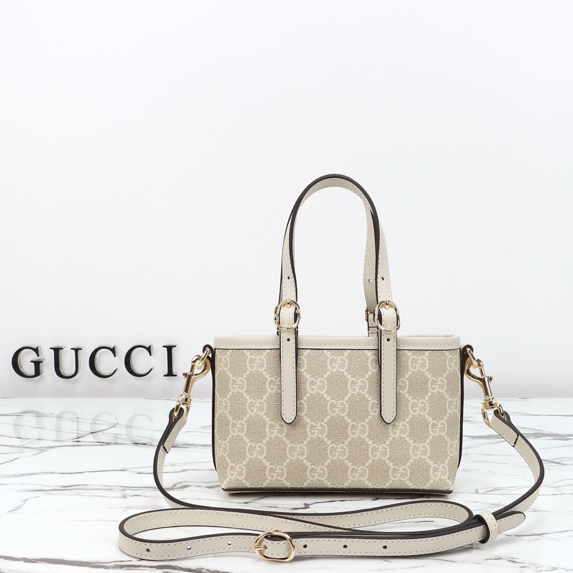 Gucci GG Emblem mini bag- White