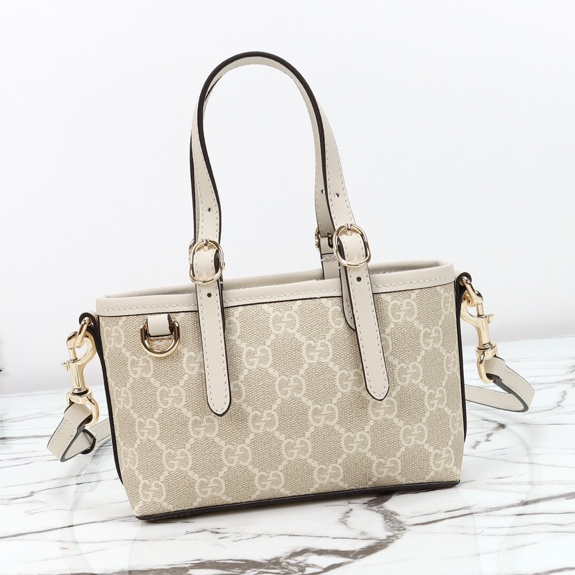 Gucci GG Emblem mini bag- White