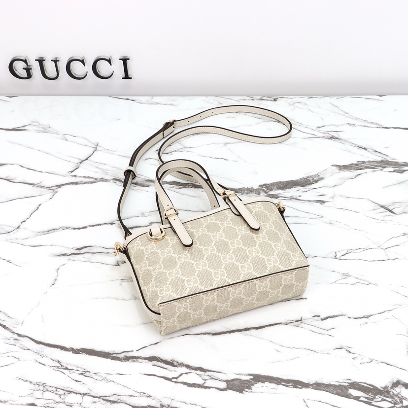 Gucci GG Emblem mini bag- White