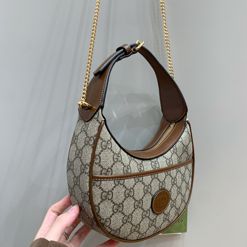 [TOP] Gucci Half-moon-shaped Mini Bag