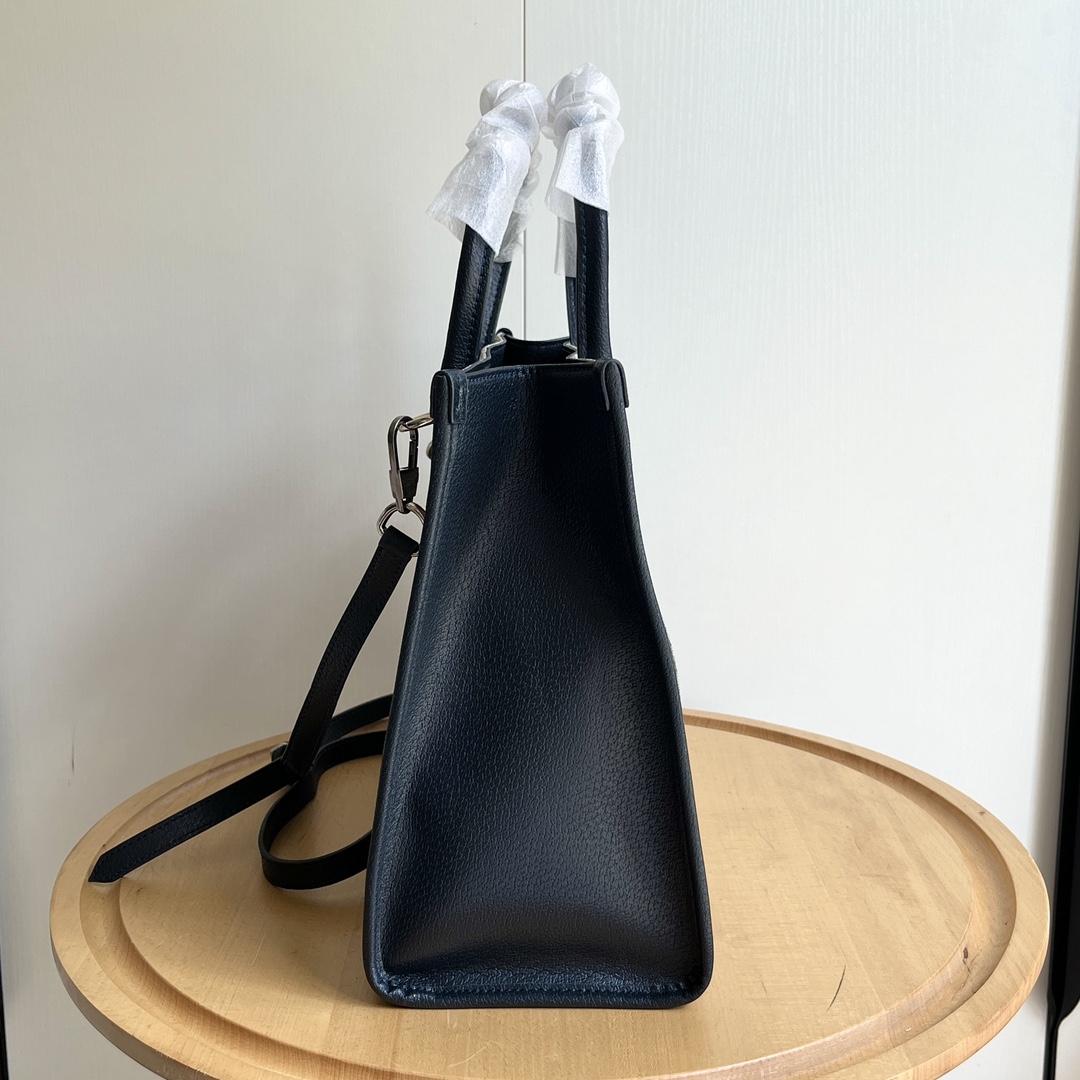 Gucci Retro Shopper - Navy Bag