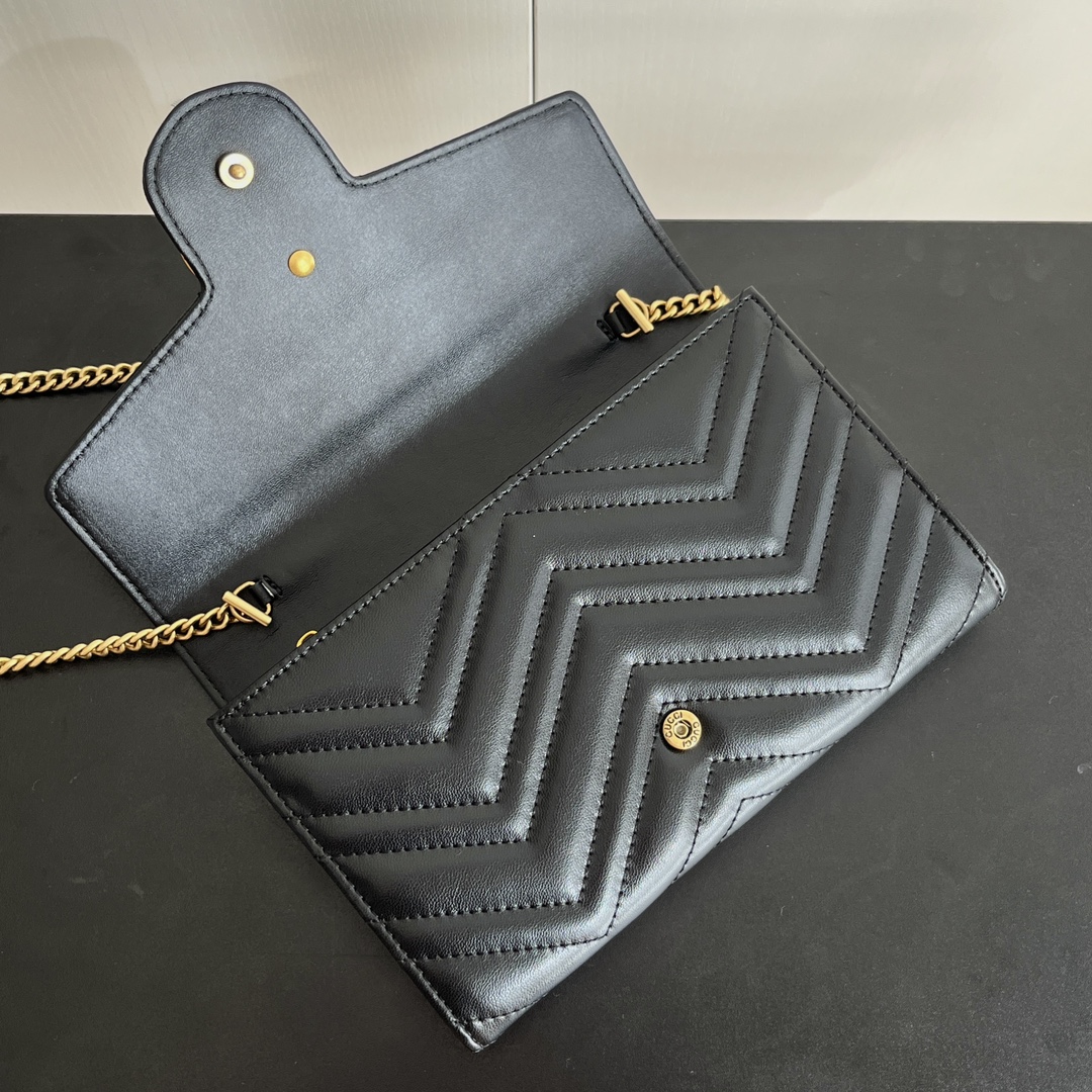 Gucci Marmont Chain Wallet - BlackWallet