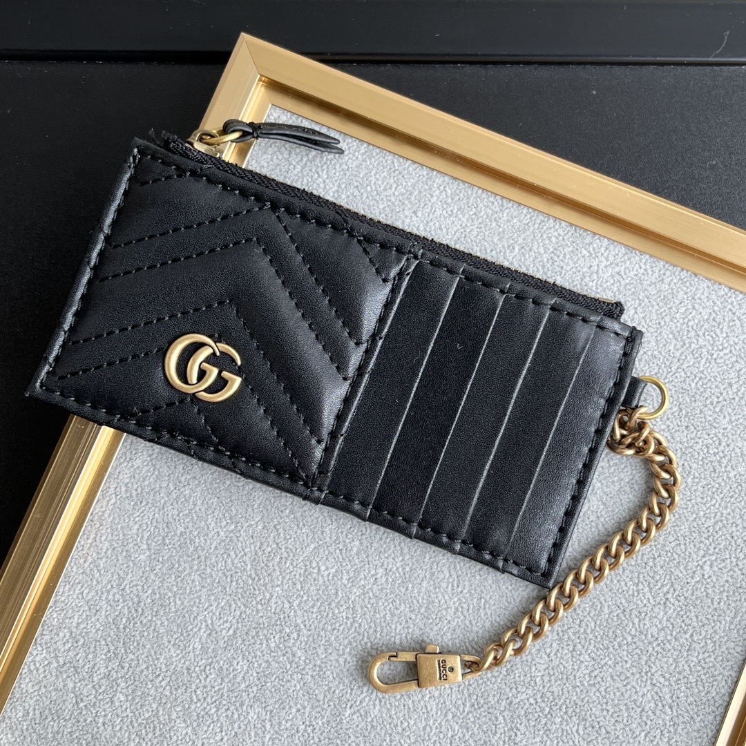 Gucci GG Marmont matelassé leather super mini bag