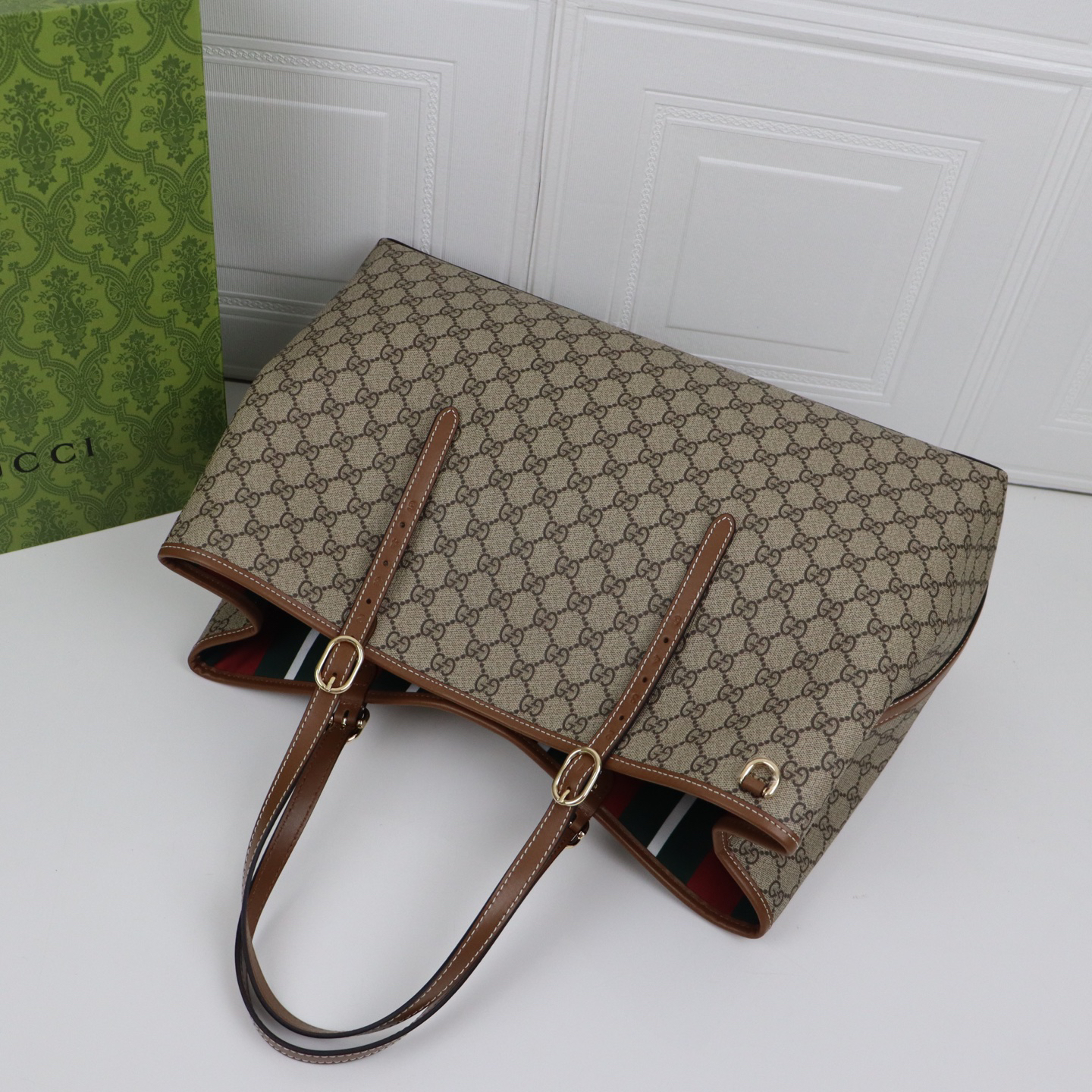 Gucci GG Emblem Maxi brown tote bag