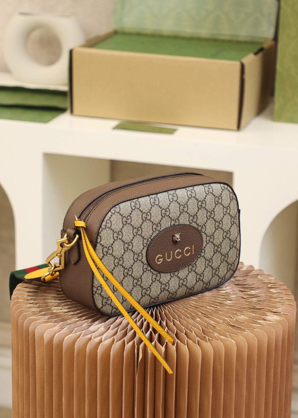 Gucci Neo Vintage Camera Messenger Bag GG Coated Canvas Brown