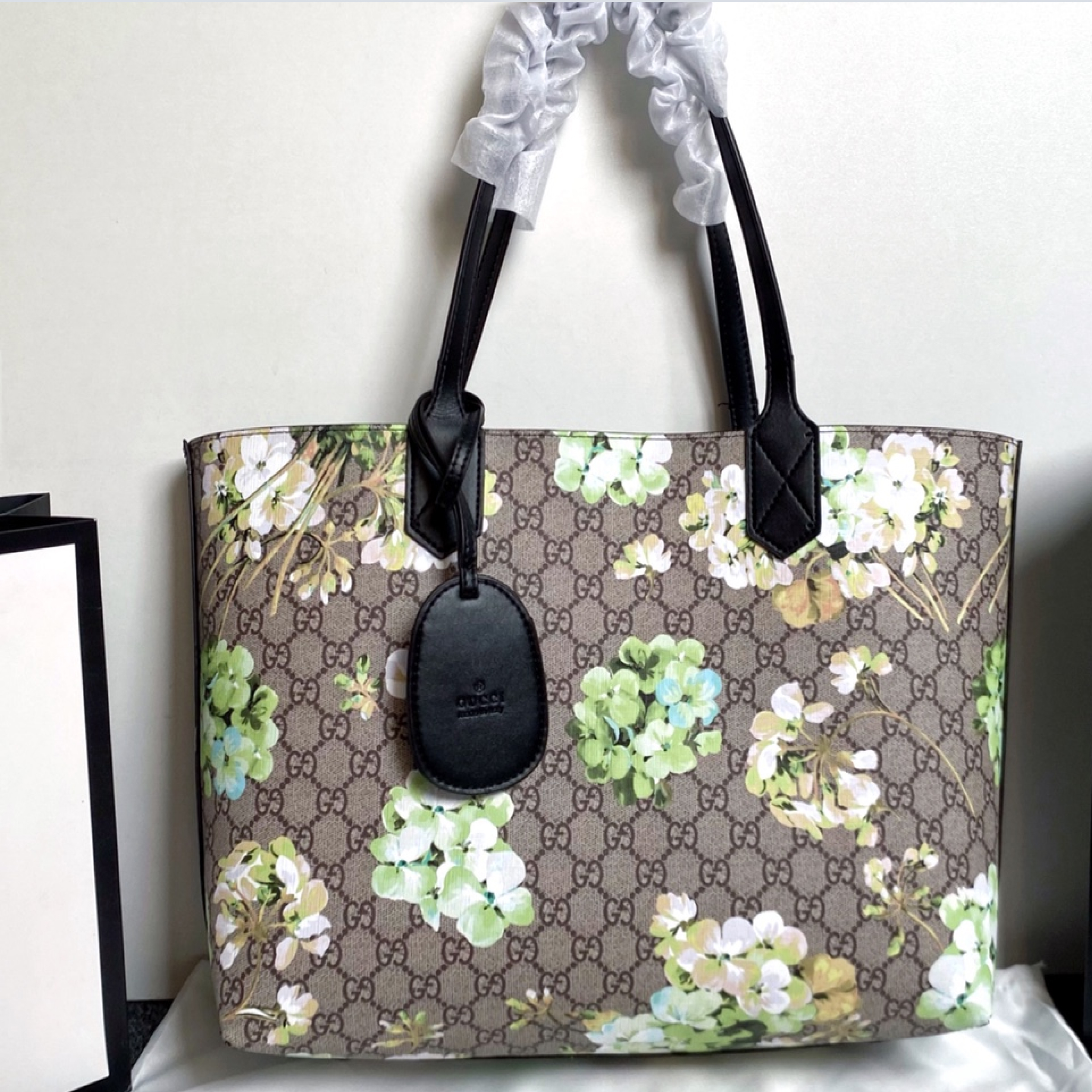 Gucci GG Monogram Blooms Medium Reversible Tote Beige New Military Black - Bag