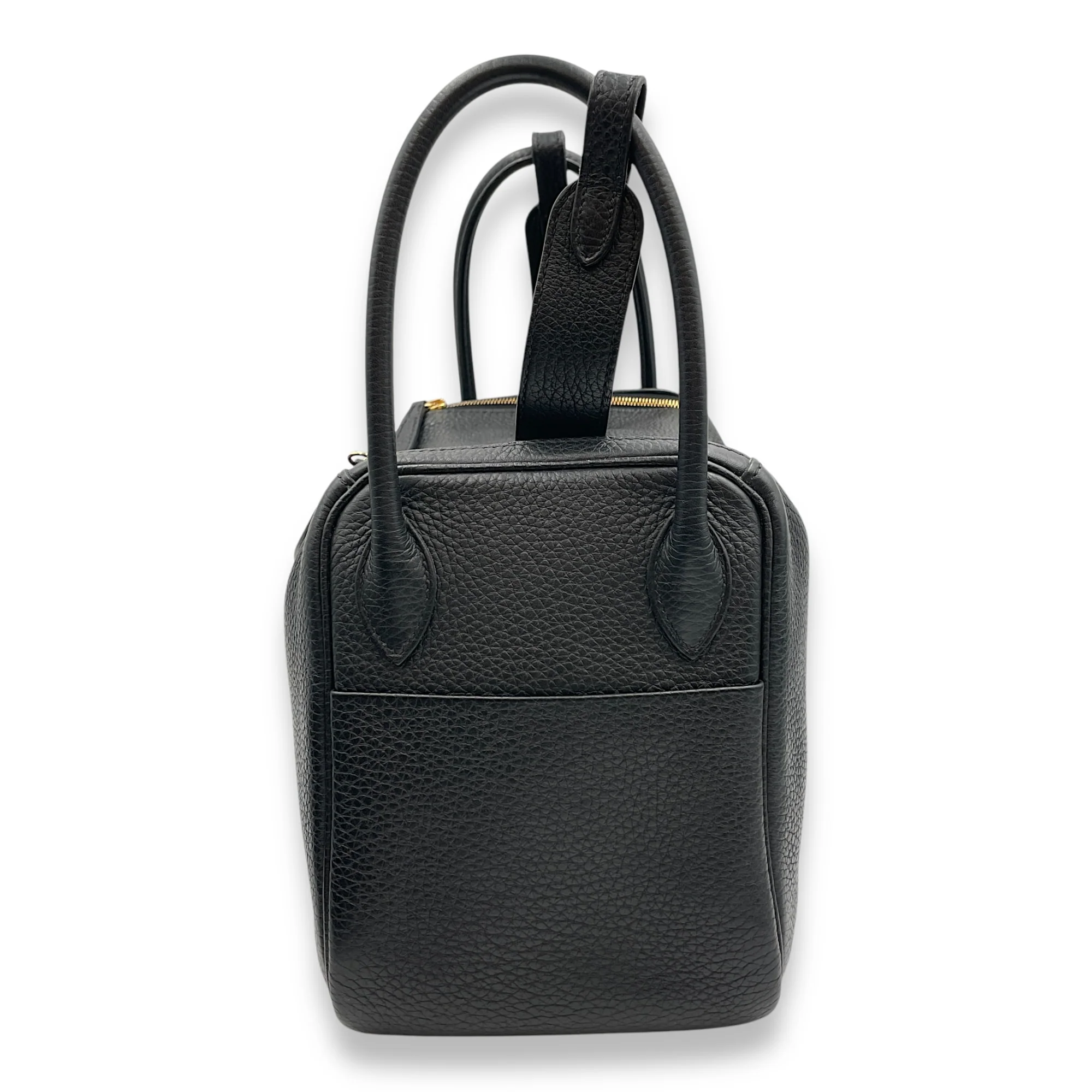 Lindy 26 Black in Clemence, Gold hardware