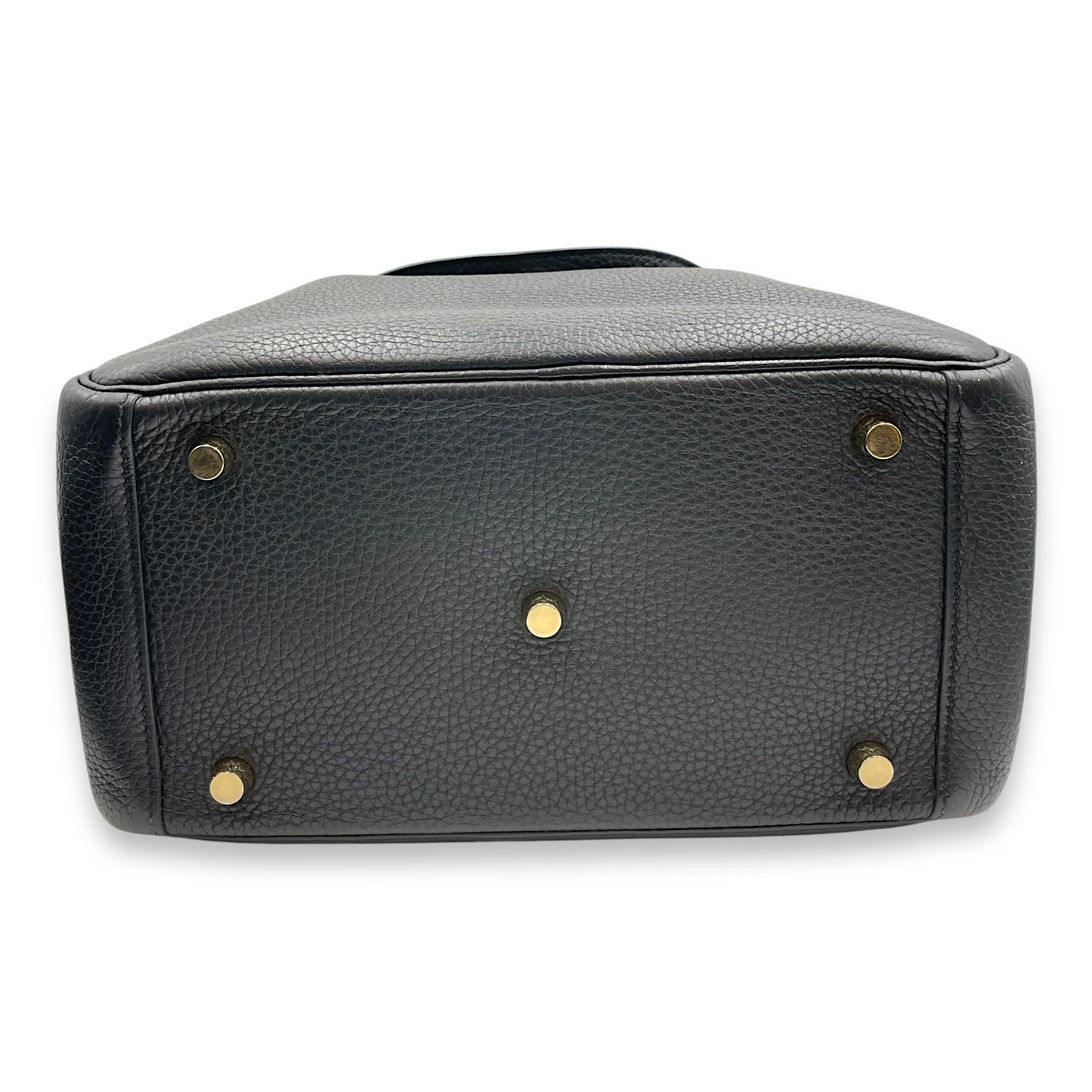 Lindy 26 Black in Clemence, Gold hardware
