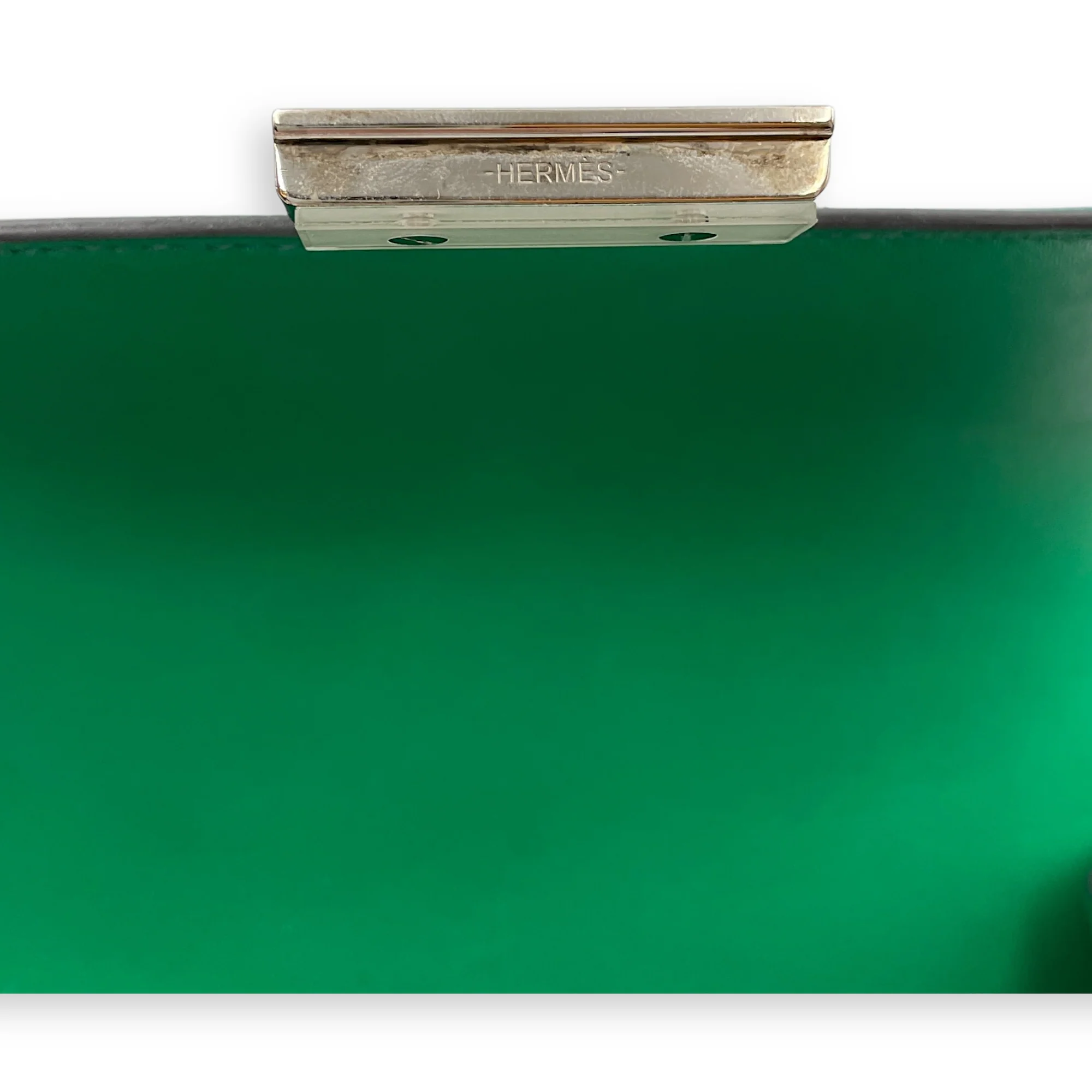 Constance 18 Paon/Menthe in Epsom, Enamel hardware