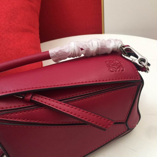 Calfskin leather Size:18*12.5*8cm Model:0150