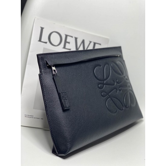 Loewe Size: 29.5x20cm Model: 3040