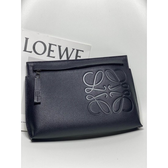 Loewe Size: 29.5x20cm Model: 3040