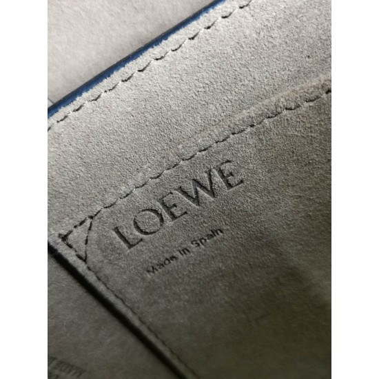 Saddlebag Model: 56t21 Size: 20*19*11.5cm
