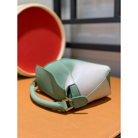 Model 10288 size: 18 × 8 × 12 cm