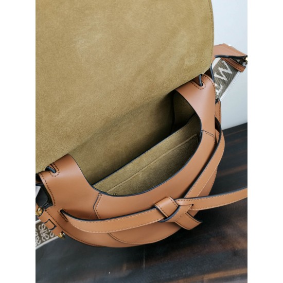 Model: 56t21 size: 20*19*11.5cm