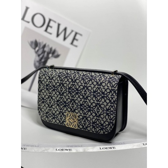 Navy Blue Model: 5609 Size: 19-13.5-6Goya