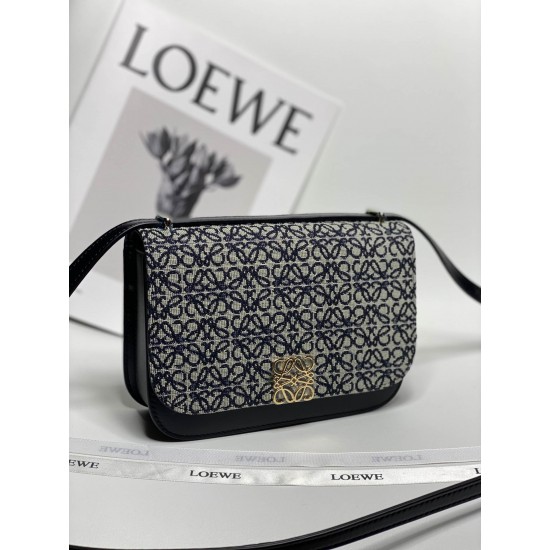 Navy Blue Model: 5609 Size: 19-13.5-6Goya