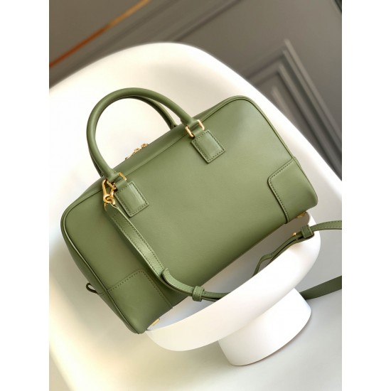 Lowe handbag bag size:28*18*11cm