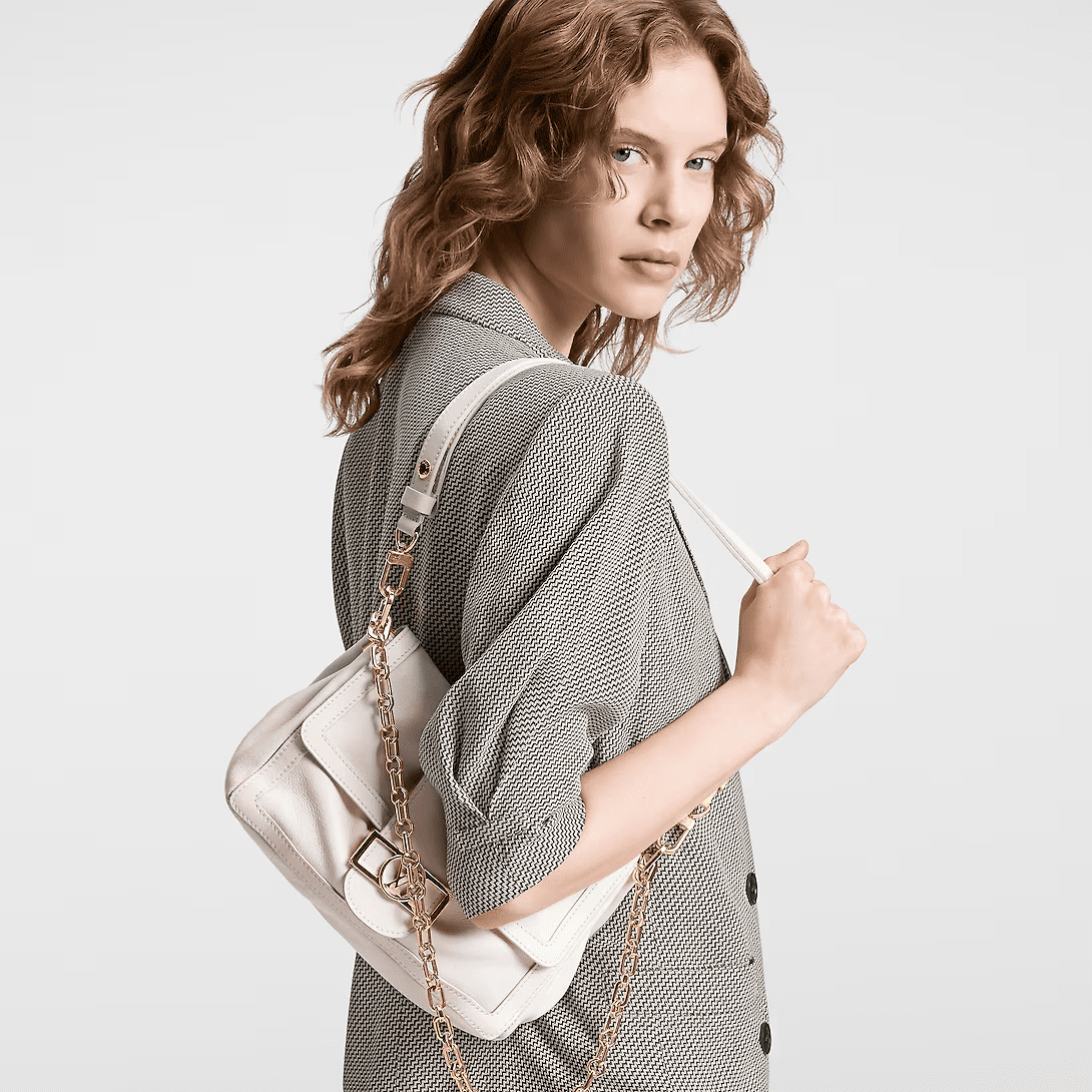 Louis Vuitton M25050 Dauphine Soft MM
