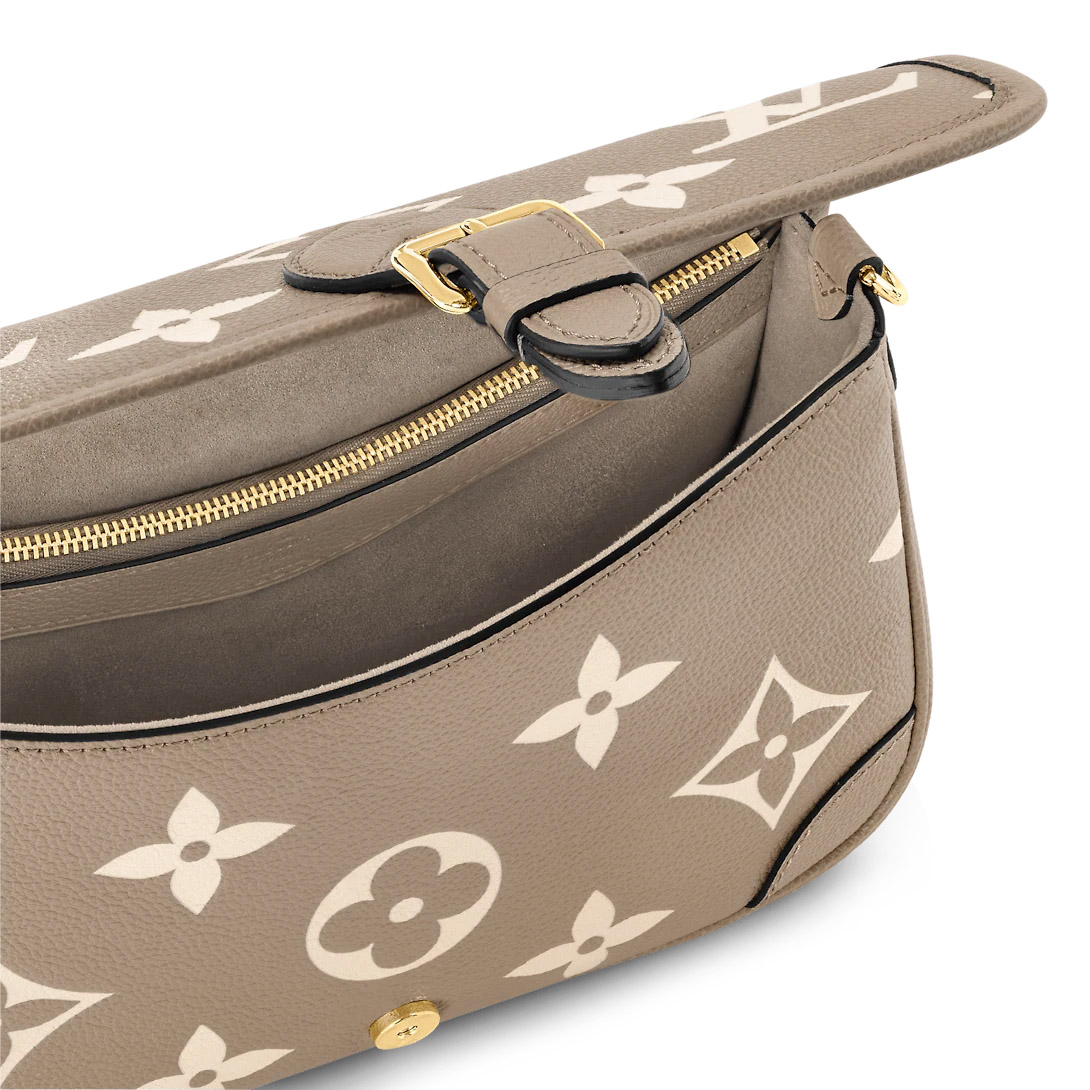 Diane M46583
