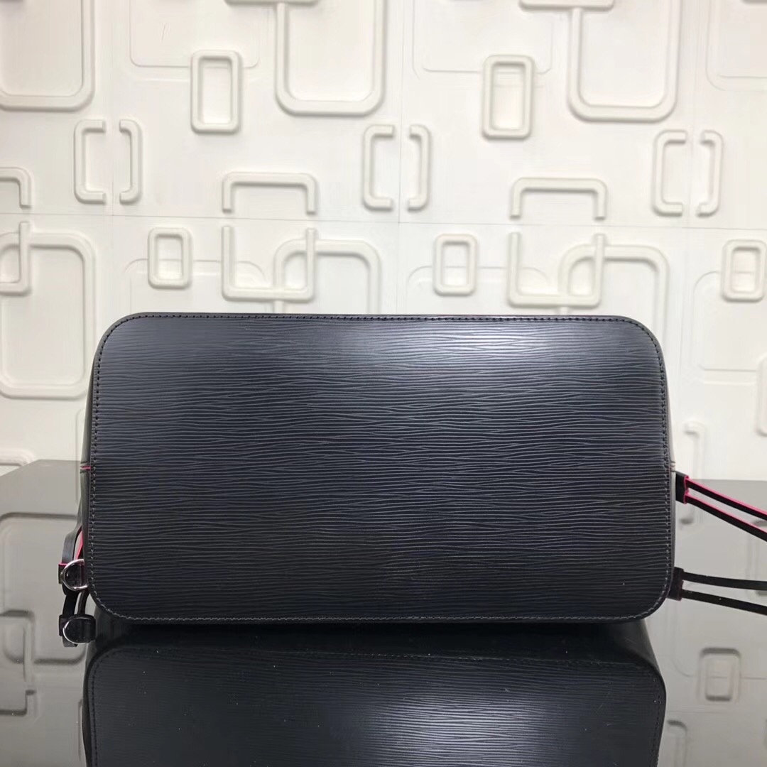 Neverfull MM Bag In Noir Epi Leather M54185