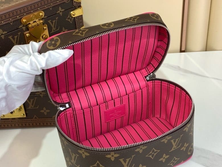 Louis Vuitton M12650 Nice Mini