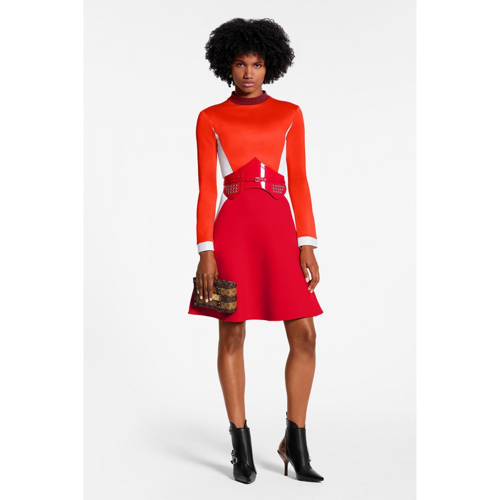 M67873 Vertical Trunk Pochette