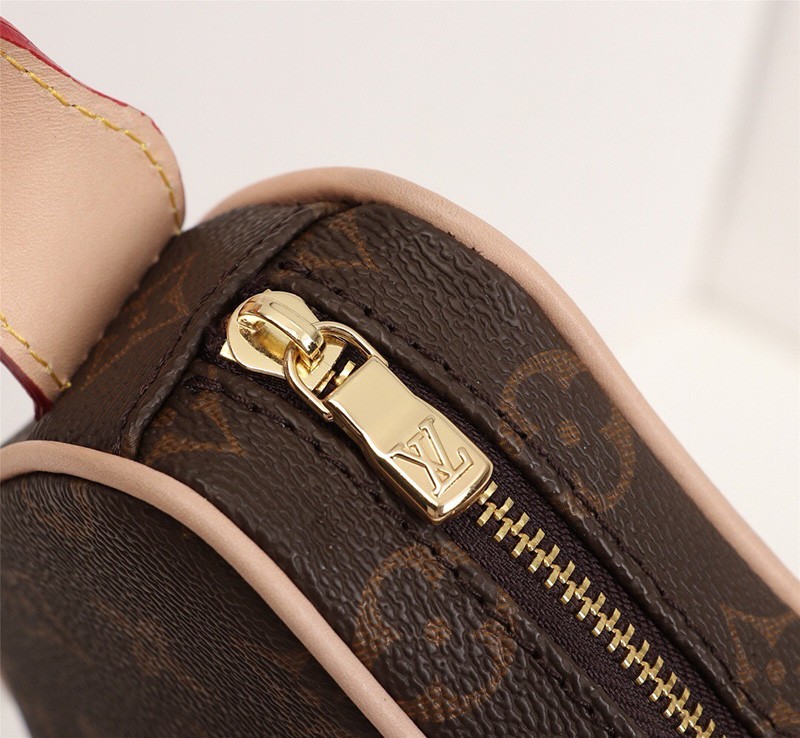 M51510 Pochette Croissant Shoulder Bag