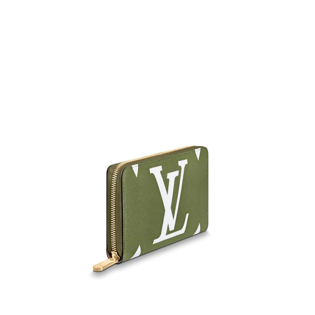 M67549 Zippy Wallet