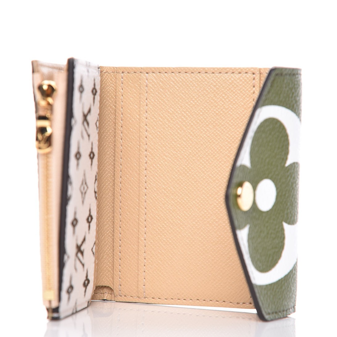 Monogram Giant Zoe Wallet Khaki