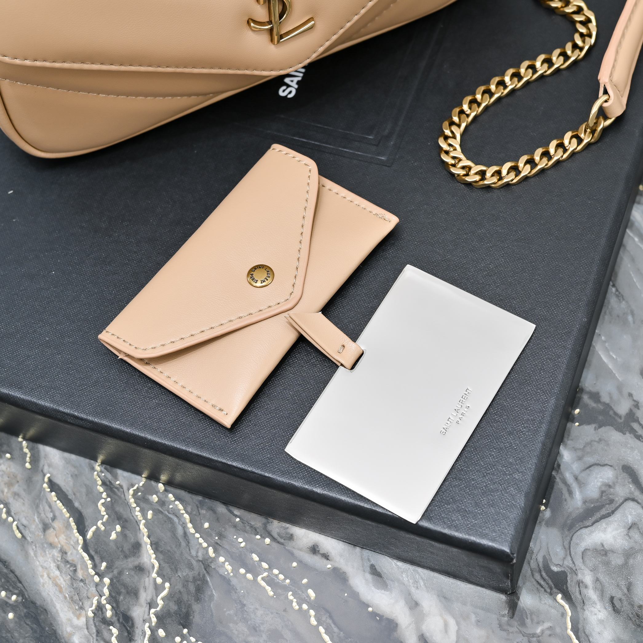 SAINT LAURENT LOULOU in MATELASSÉ Lambskin
