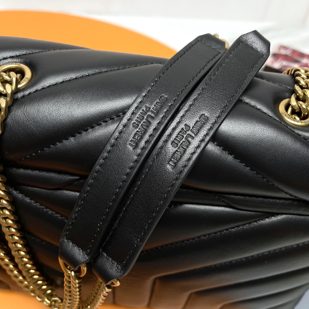 [TOP] SAINT LAURENT Loulou Small Quilted Leather Black Golden Hardware Shoulder Bag