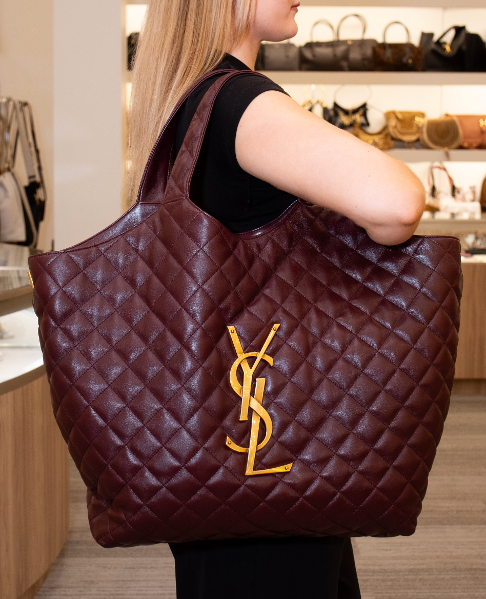 SAINT LAURENT ICARE MAXI SHOPPING BAG IN QUILTED Calfskin - Bag