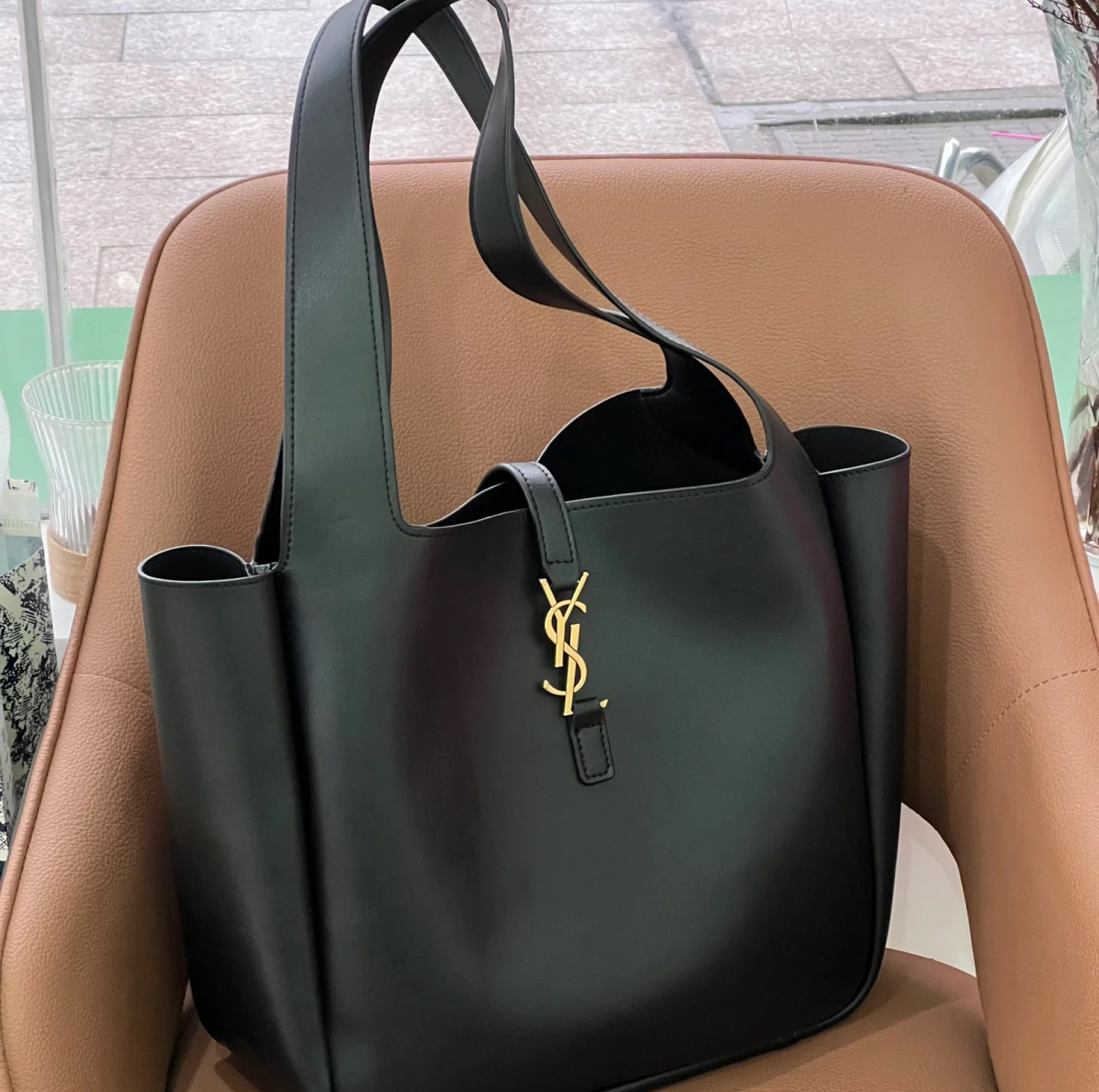 Saint Laurent Hobo Underarm Bag