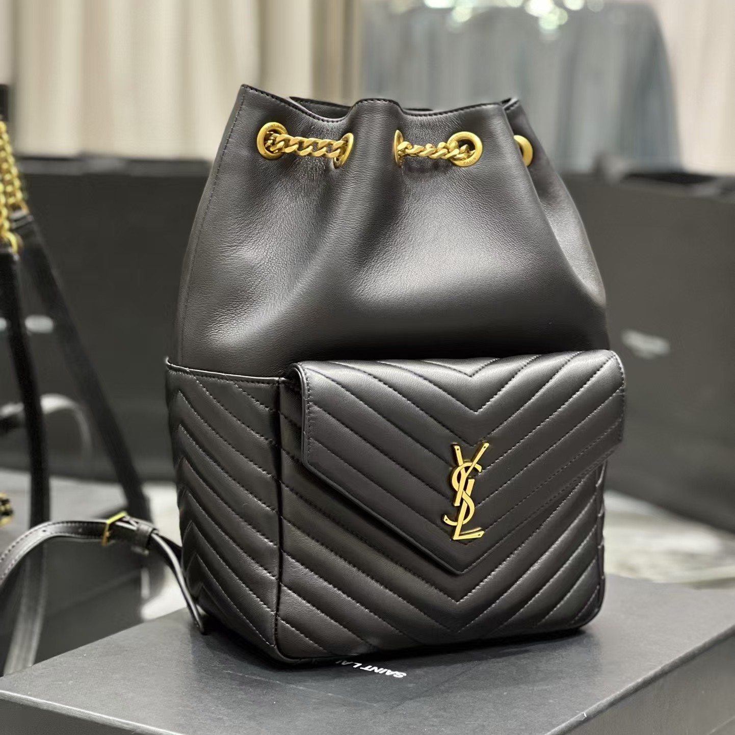 [TOP]Saint Laurent Joe Backpack Matelasse Chevron Leather Black - Bag