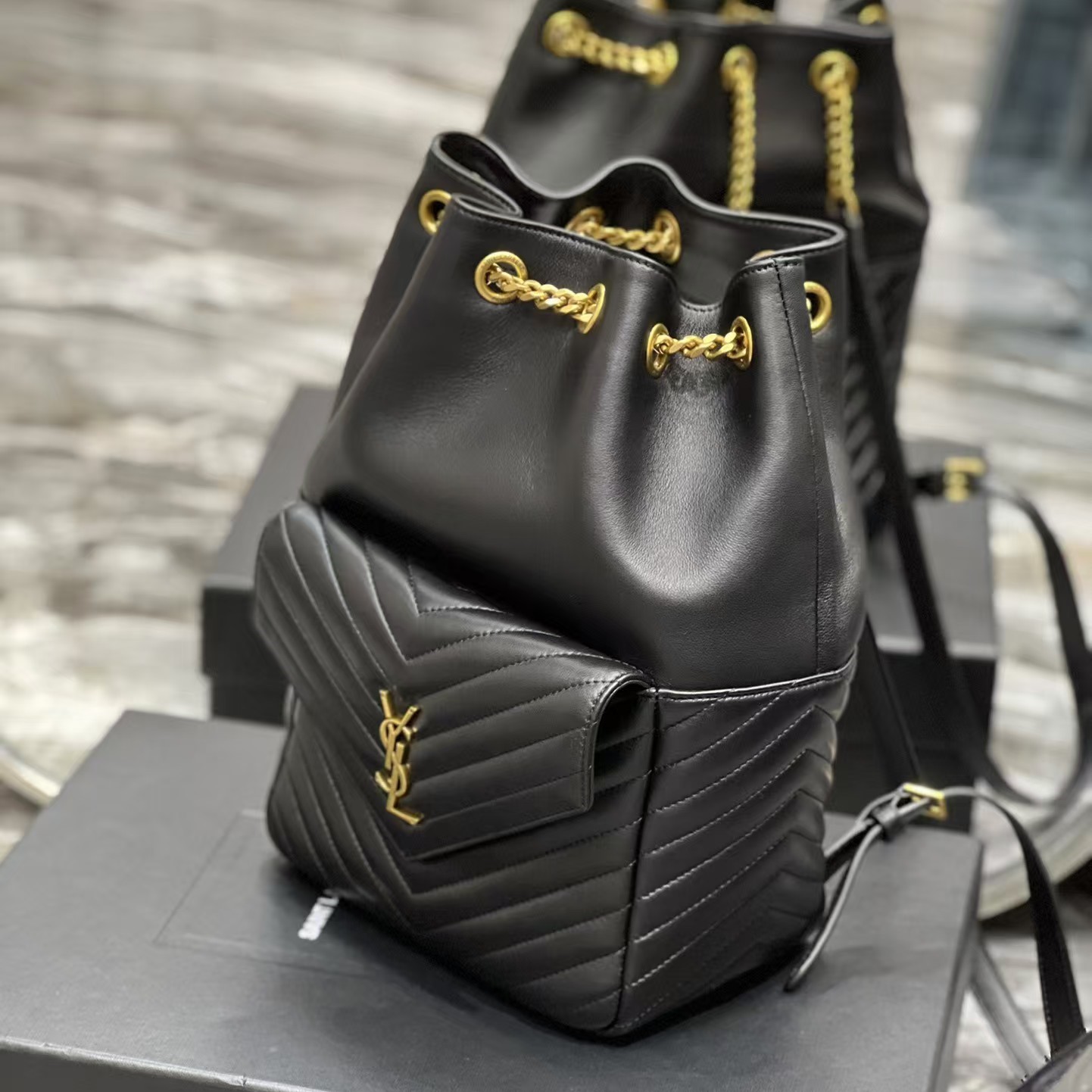 [TOP]Saint Laurent Joe Backpack Matelasse Chevron Leather Black - Bag