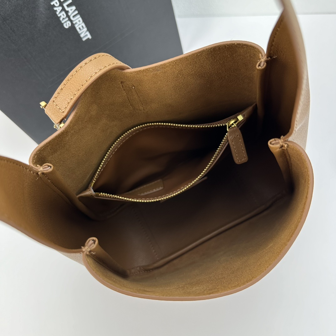 Saint Laurent LE 5 À 7 small bag in soft python Brown - Bag