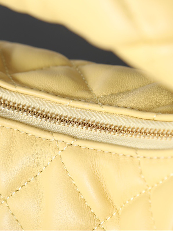 [TOP]Saint Laurent YSL IICARINO in quilted suede Hobo Bag - SOFT LEMON