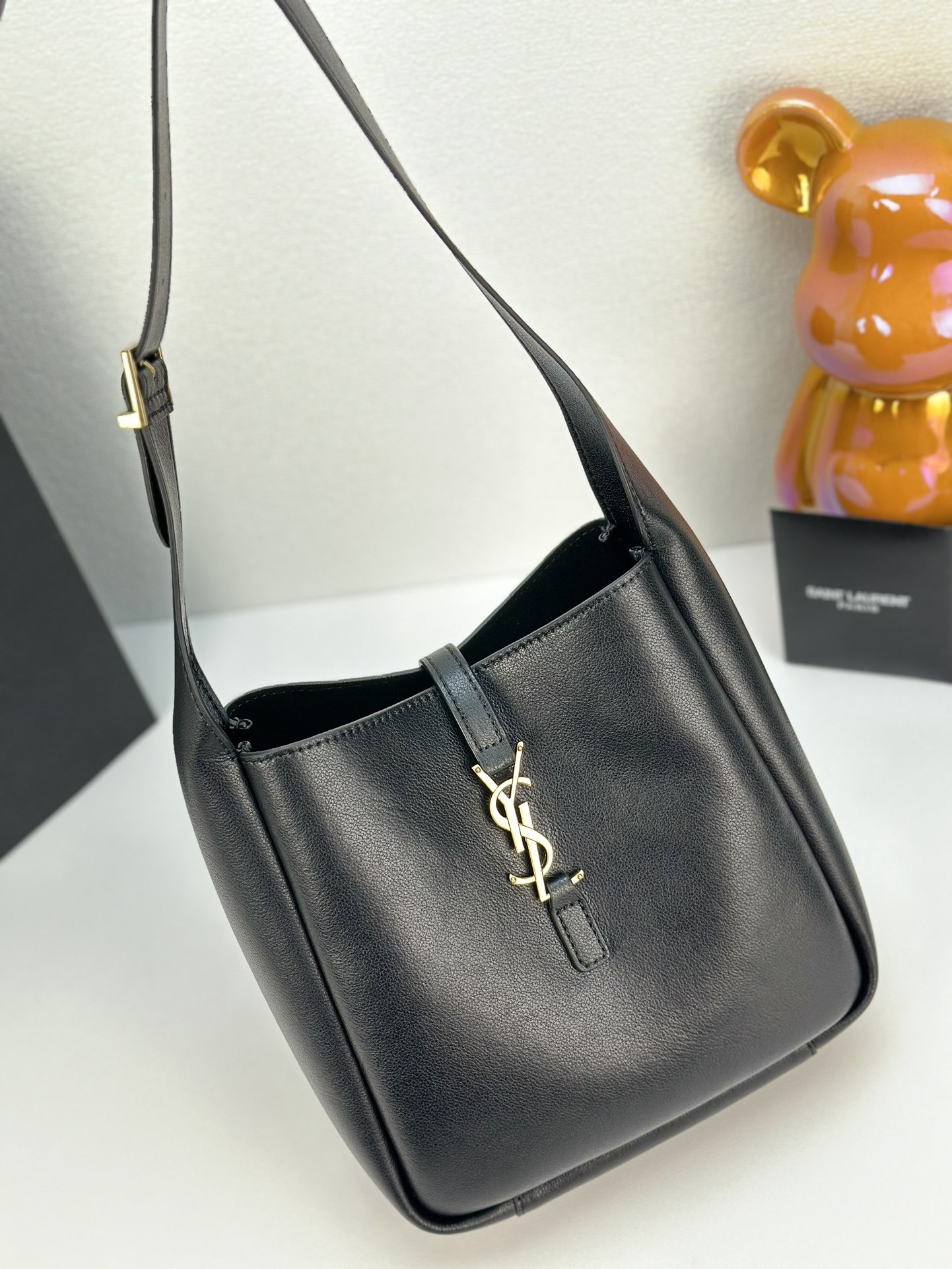 Saint Laurent LE 5 À 7 small bag in soft python Black - Bag