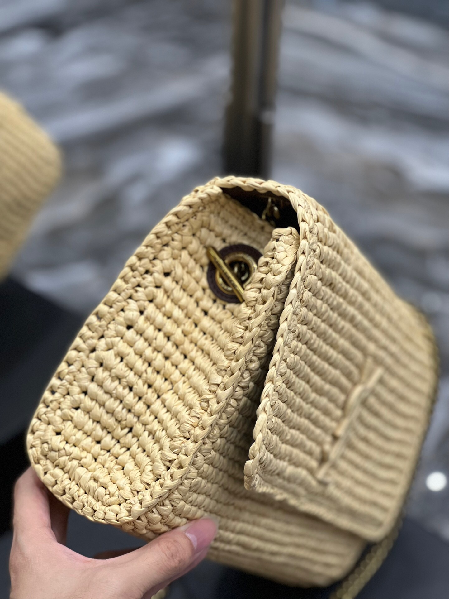 [TOP] SAINT LAUREN KATE MEDIUM SUPPLE CHAIN BAG IN RAFFIA - Bag
