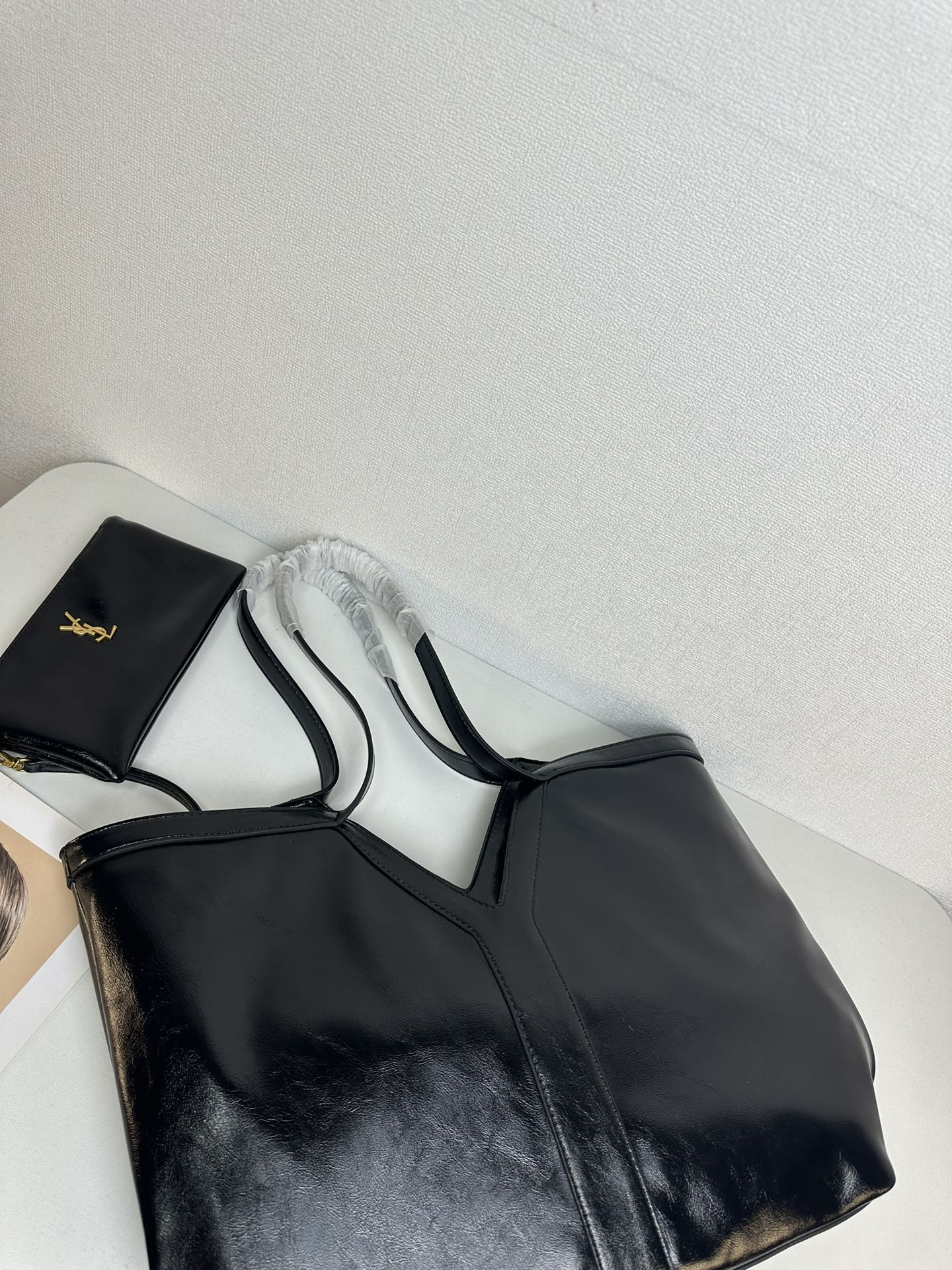 Saint Laurent Oversized Tote Bag - Black Bag